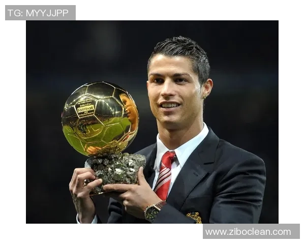 千禧年足球球星排名解析：谁是20世纪末最具影响力的球员